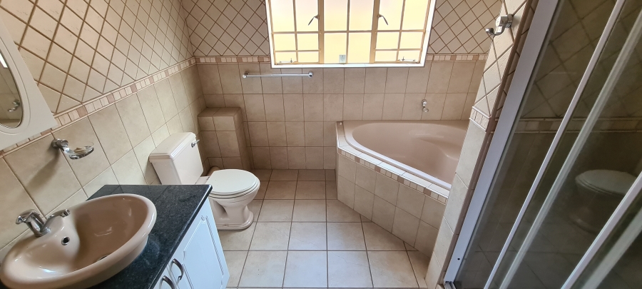 4 Bedroom Property for Sale in Cashan North West